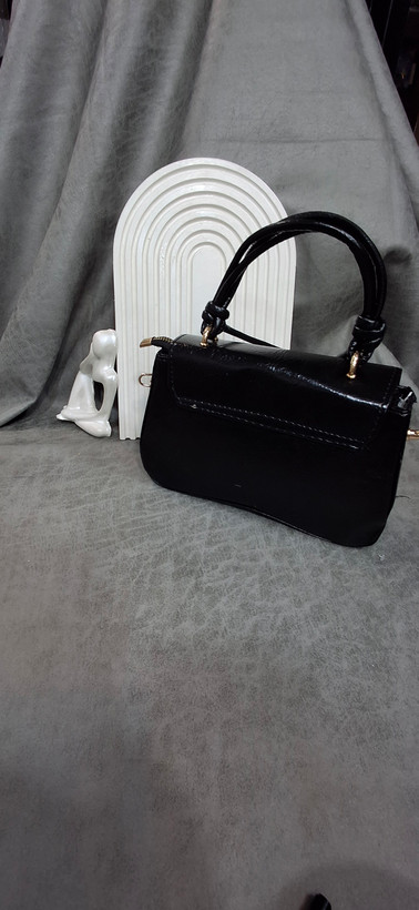 کیف شیک دخترانه با بند دستی با سگک ستاره