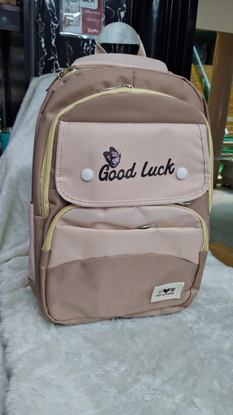 خرید کولهپشتی مدرسه فانتزی طرح Good Luck؛ شیک و کاربردی!